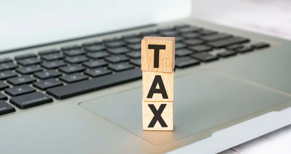 How to Pay VAT in the UAE: GIBAN Cards, Bank Transfers and More